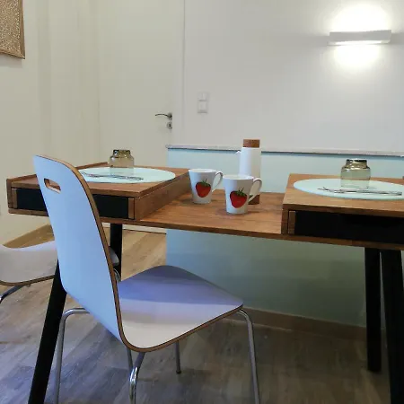 Door 7 Pipa Apartman