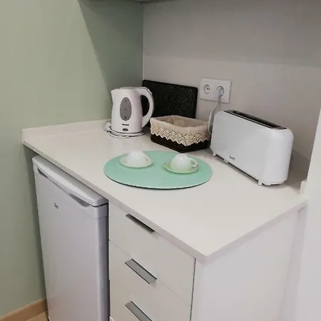 Door 7 Pipa Apartman *